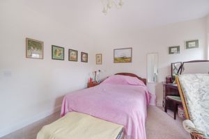 Bedroom- click for photo gallery